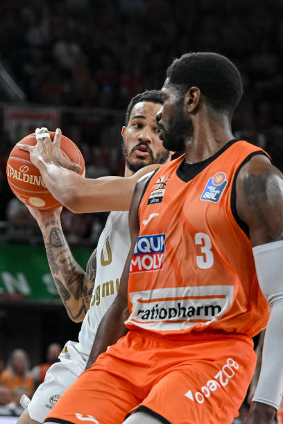 定性更高 定性更高