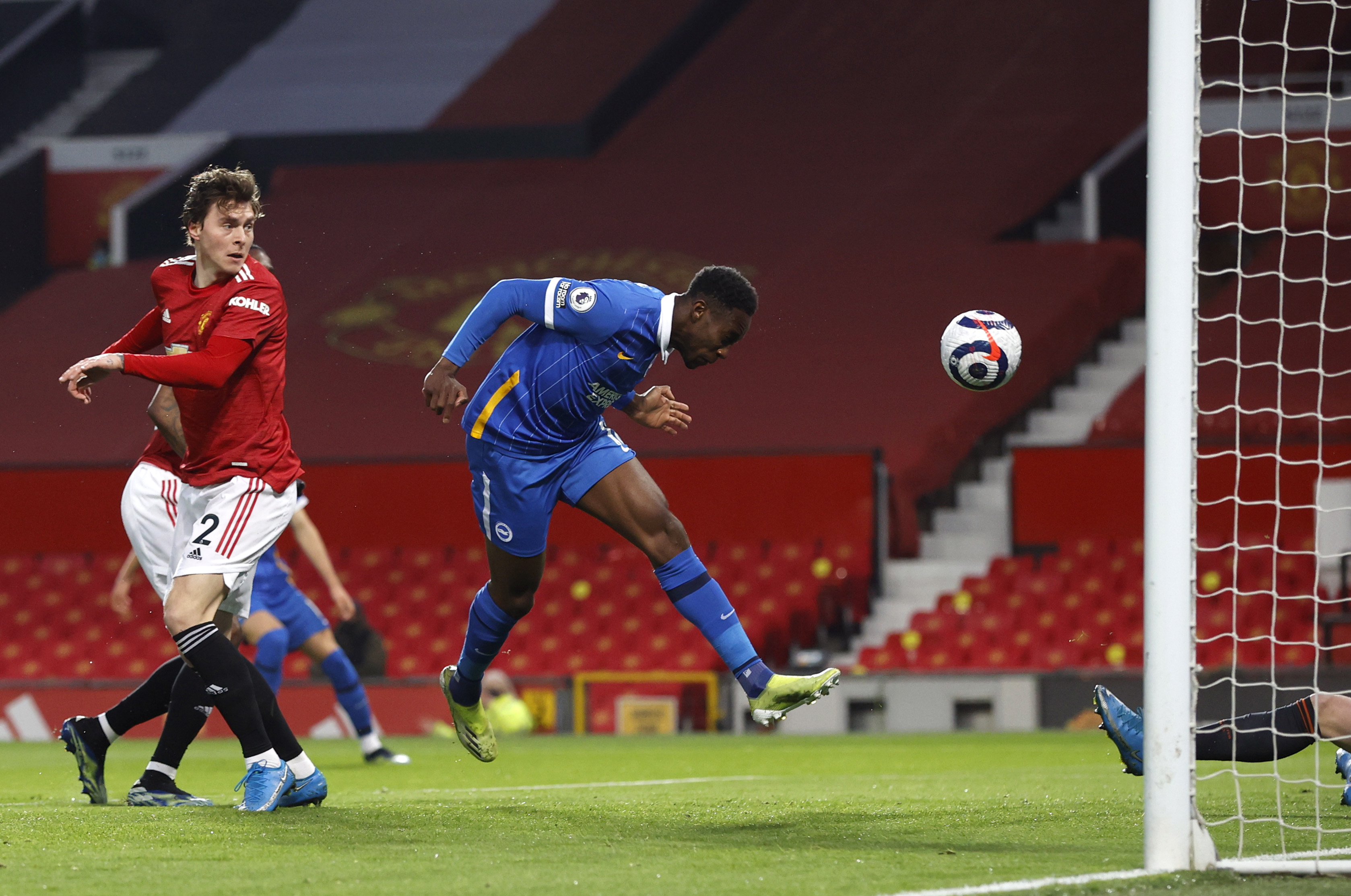 不仅勾起公 不仅勾起公